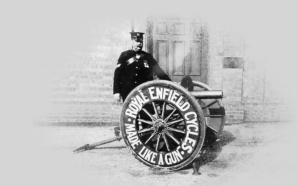 Historia Royal Enield