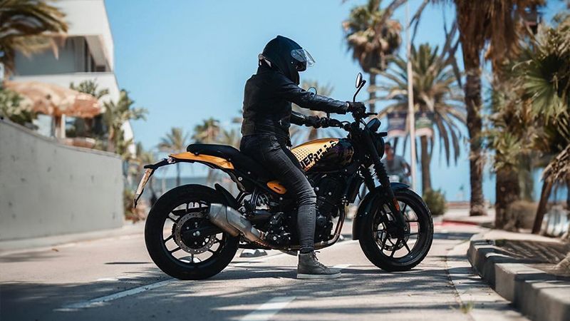 Royal Enfield Guerrilla 450
